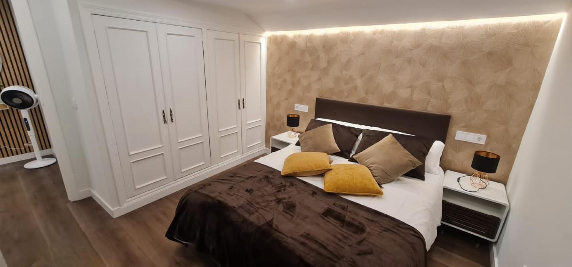 Apartamento Atico De Diseno En El Centro Oviedo Exterior foto